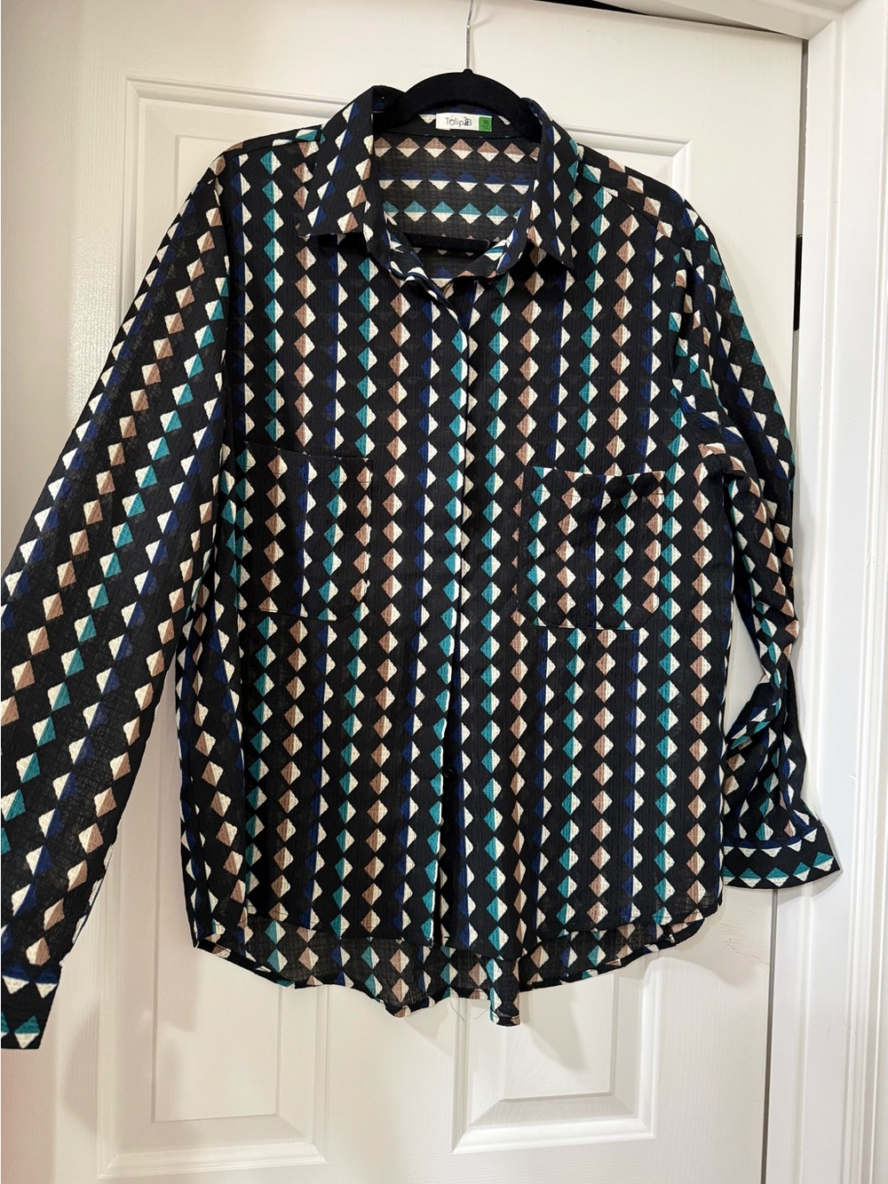 Tulip B Geometric Diamond Print Black Button-Down Blouse - XL